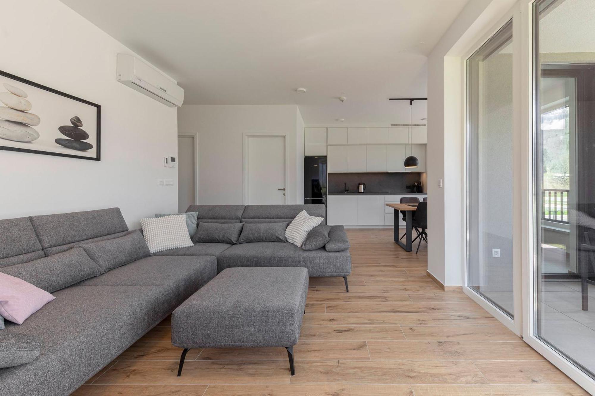 Apartment Bela